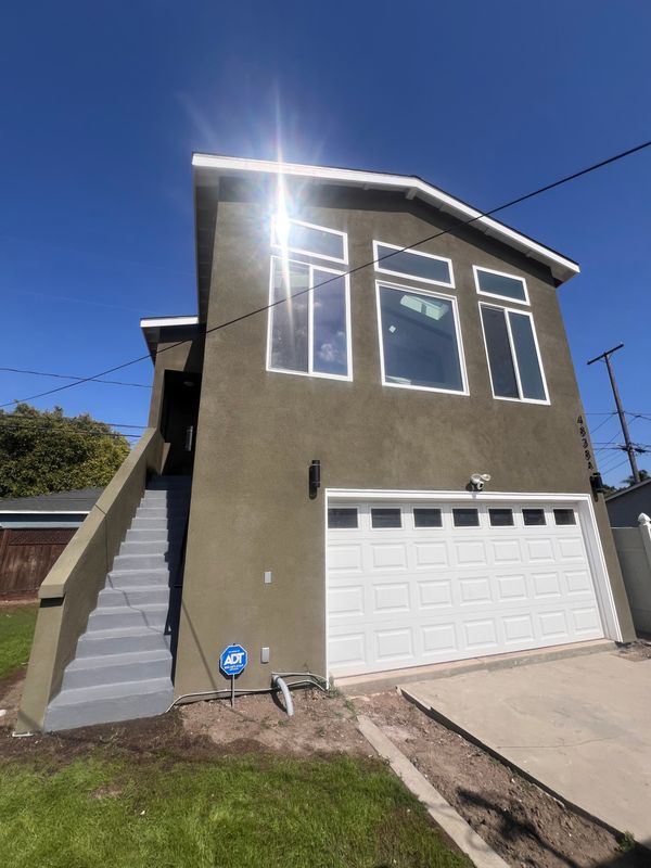 Foto del edificio - 4838 Gundry Ave