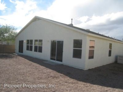 Building Photo - 3375 S Desert Echo Rd