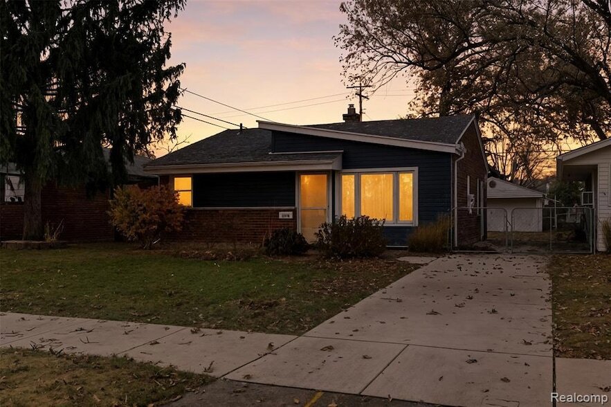 Foto principal - 25118 Lehigh St