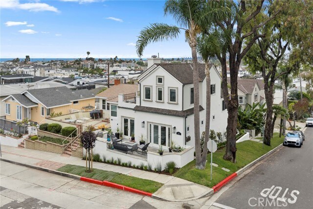 Building Photo - 423 Poppy Ave
