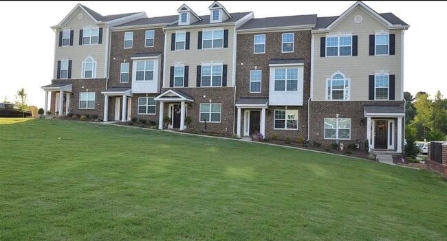Building Photo - 4006 Kentworth Dr