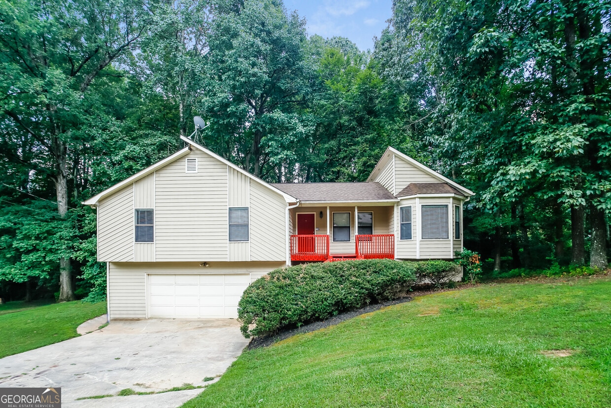 Foto principal - 5561 Deerfield Pl