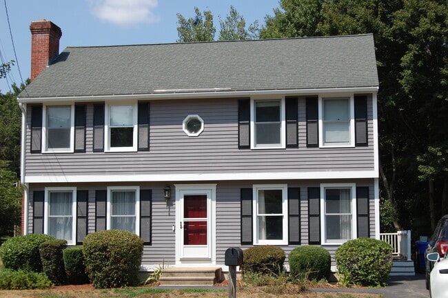 Building Photo - 12 Partridge Cir