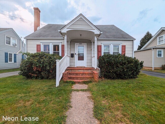 Building Photo - 3 br, 1 bath House - 1024 South Bradford S...