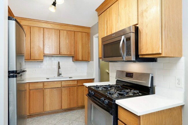 Foto del edificio - 6024-6026 W 35th St