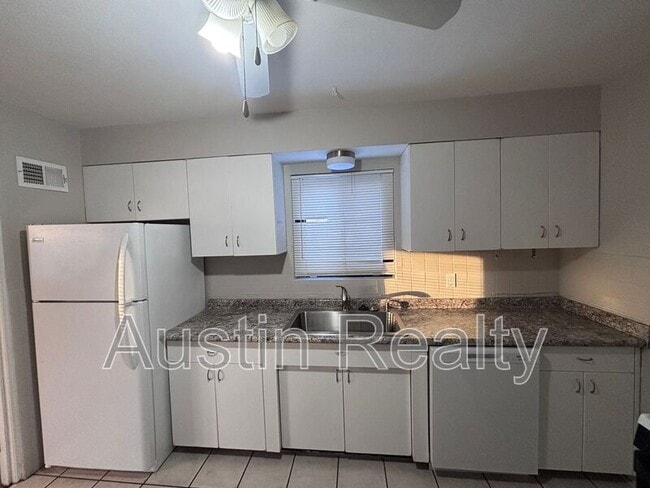 Building Photo - 1158 Brightling Dr