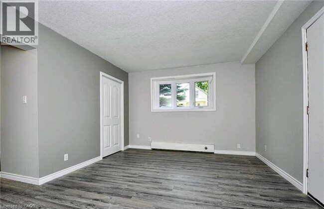Building Photo - 233 Westminster Dr S