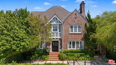 Building Photo - 644 N Cherokee Ave