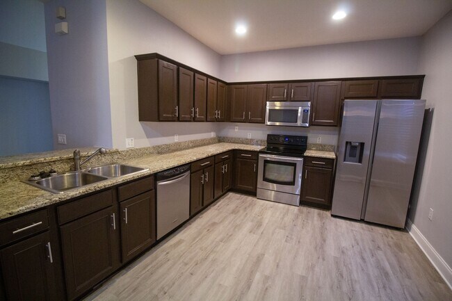 Foto del edificio - 3927 Pemberly Pines Cir