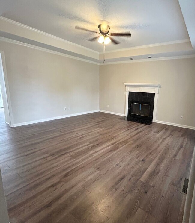 Building Photo - CHARMING HOME IN WEST COLUMBIA'S CHESTNUT ...
