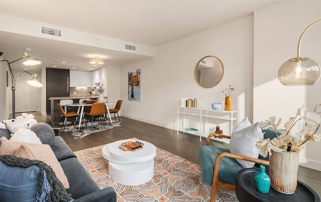 Foto del edificio - 340 W 53rd St