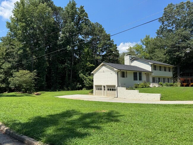 Foto del edificio - 5599 Bend Creek Rd