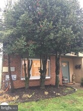 Building Photo - 1115 Thomas Rd