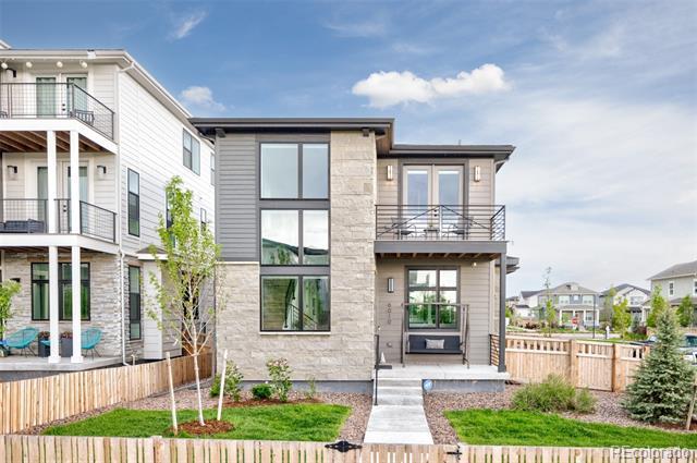 Foto principal - 6010 N Perth St