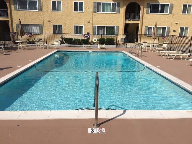 Interior Photo - Casa De Windsor - North Clairemont