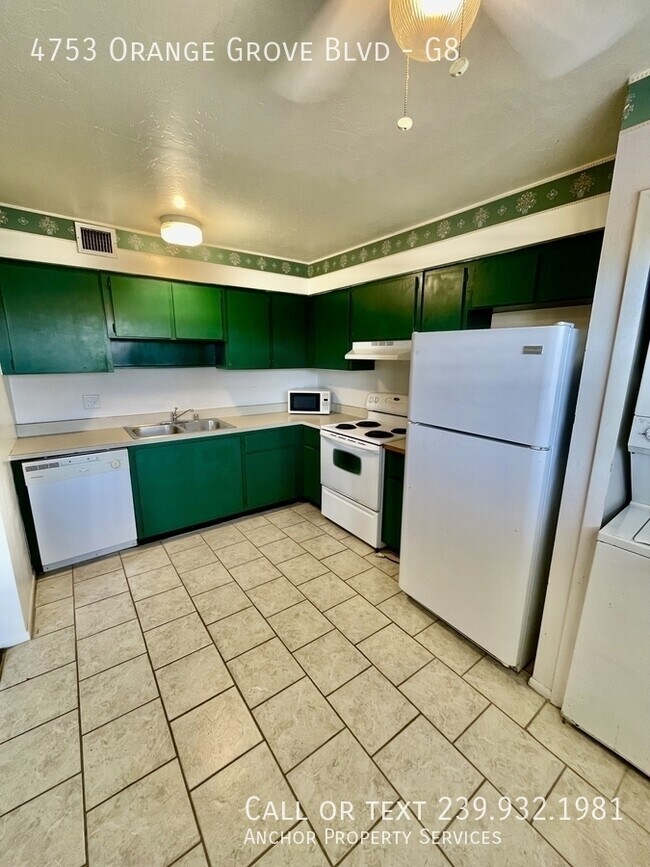 Foto del edificio - 4753 Orange Grove Blvd