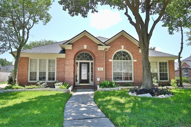 Foto del edificio - 5522 Island Breeze Dr