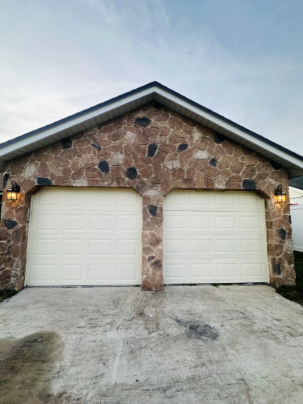 Foto principal - 648 Pyramid Ave