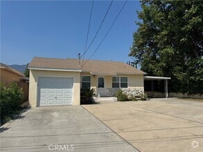 Building Photo - 619 Maydee St