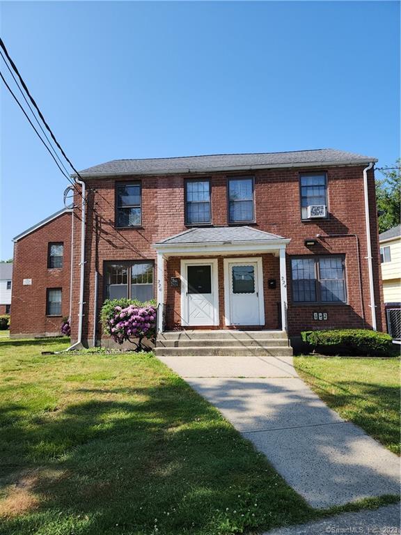 226 Pennsylvania Ave Unit 226, Bridgeport, CT 06610 Condo for Rent in