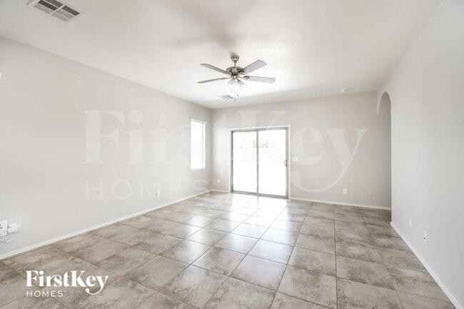 Building Photo - 4191 E Velasco St