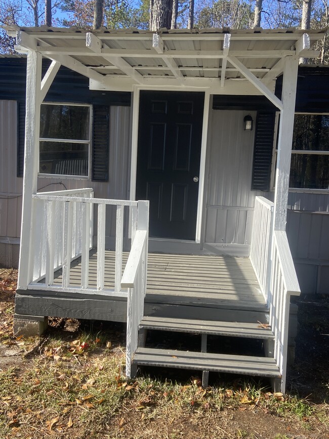 Covered Front Porch - 251 Kilcrease Rd