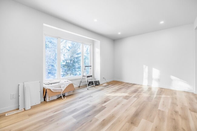 Photo du bâtiment - 1819 Assiniboine Av