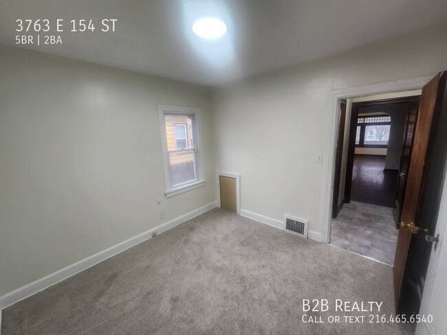 Building Photo - 3763 E 154th St