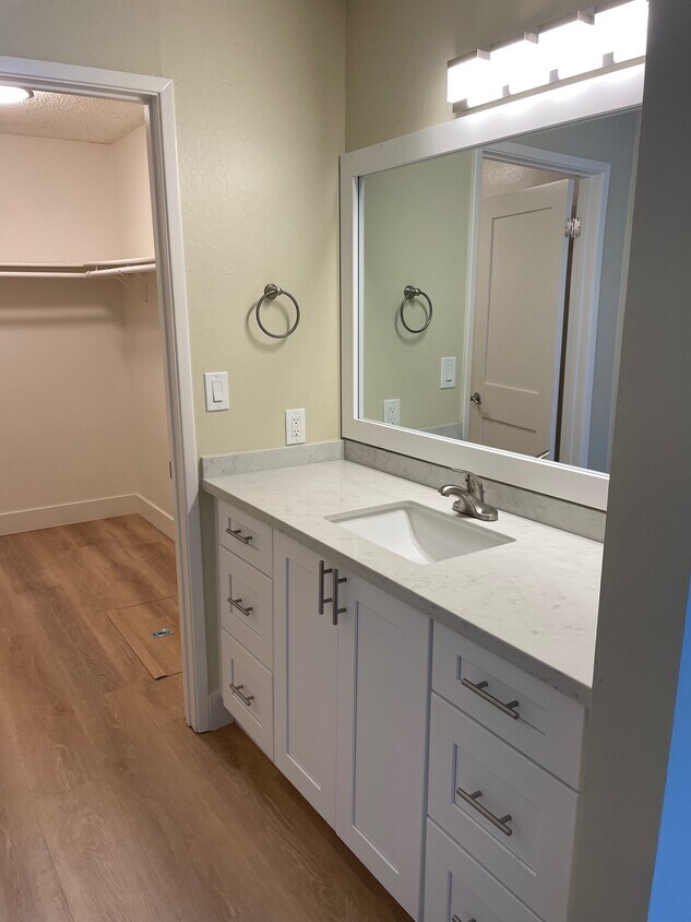 Foto principal - 5450 Concord Blvd