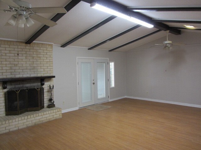 Foto del edificio - 909 Broadmoor Dr