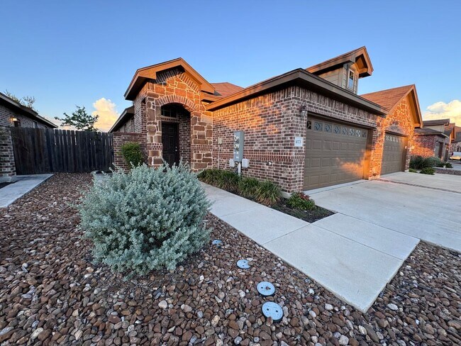 Foto del edificio - Luxury Duplex in New Braunfels, TX!
