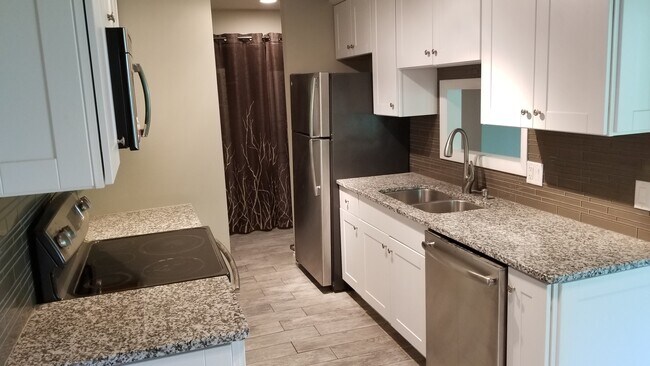 Foto del edificio - 1609 Maple Terrace