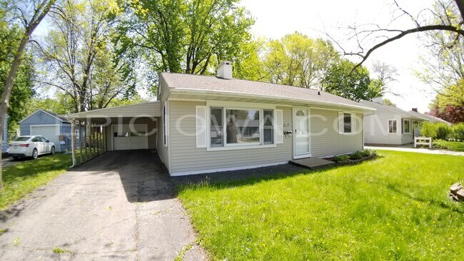 Foto del edificio - 3723 G Ave NE