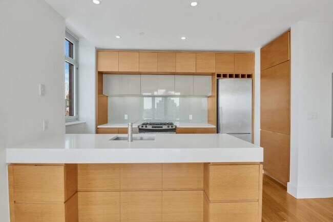 Foto del edificio - 1 bedroom in Brooklyn NY 11217
