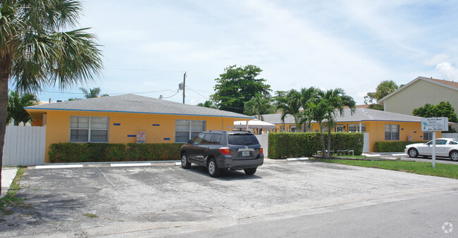 Foto del edificio - Twin Palms Resort Apartments