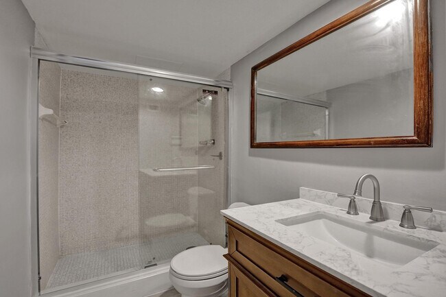 Foto del edificio - 4250 Galt Ocean Dr