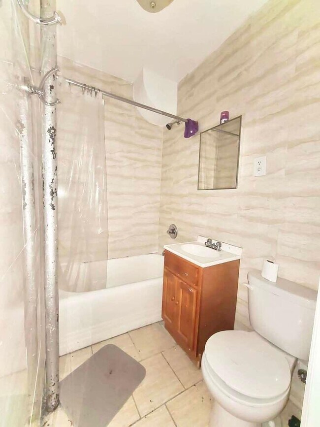 Foto del edificio - 132 Nostrand Ave