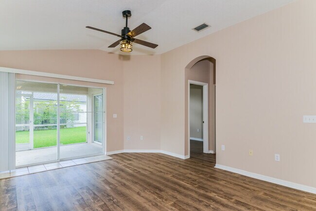 Building Photo - 12134 Winding Woods Way