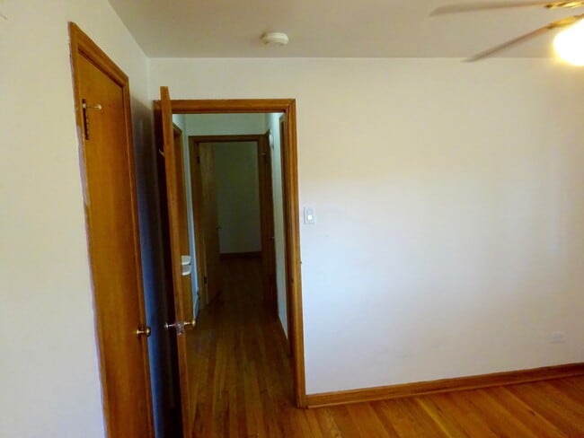 Building Photo - Two Bedroom Apartment With Hardwood Floors...