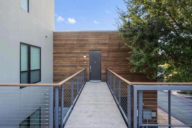 Foto del edificio - 1101 Ivean Pearson Rd