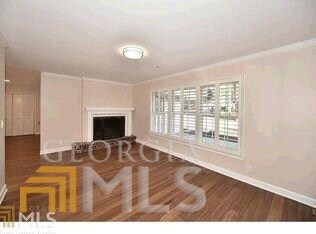 Building Photo - 4740 Springfield Dr
