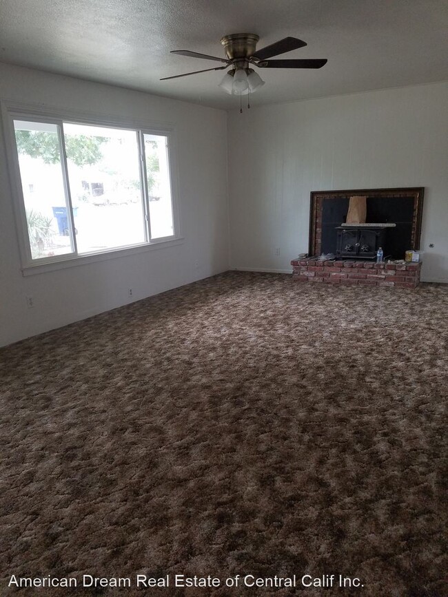 Foto del edificio - 2 br, 1 bath House - 718 E. Myrtle St.