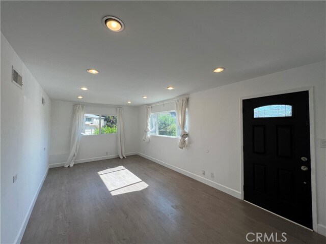 Building Photo - 2029 Barnett Way