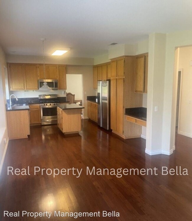 Building Photo - 8 br, 4 bath House - 39750 Bonaire Way