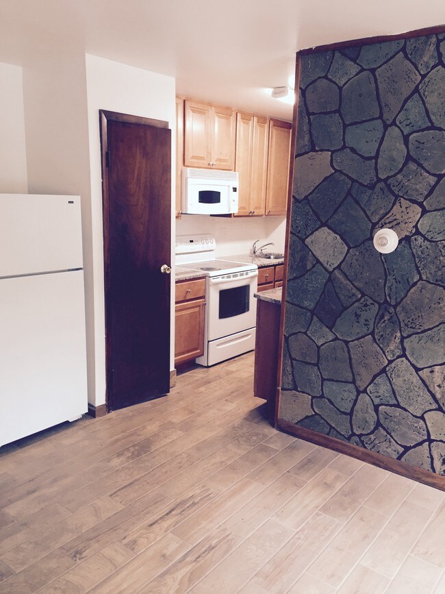 113 Raylinsky Rd, Ballston Lake, NY 12019 Apartments Ballston Lake