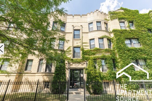 Foto del edificio - 4602 N Winchester Ave