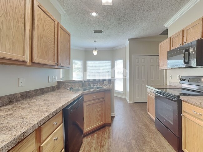 Building Photo - 3558 Brangus Ct