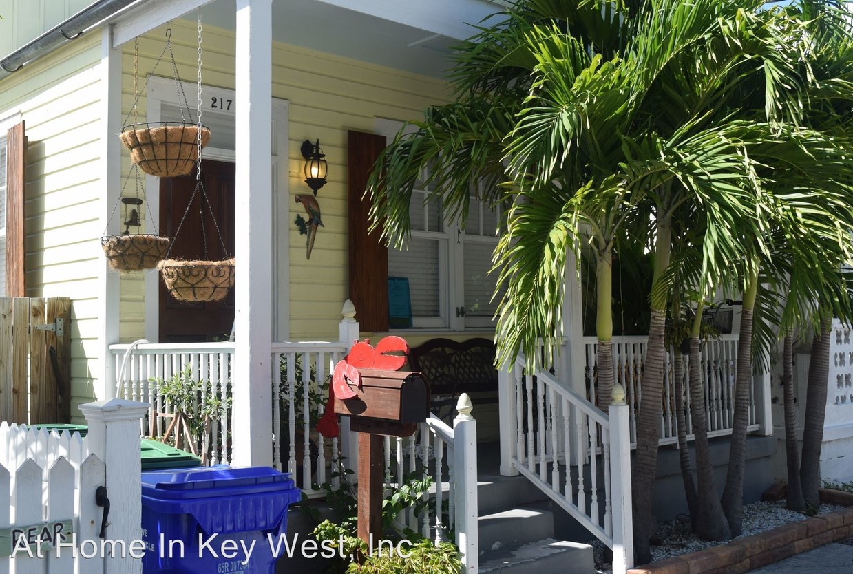 Foto principal - 2 br, 2 bath House - 217 Truman Avenue