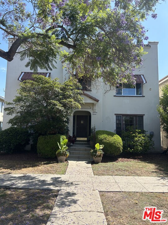 Foto del edificio - 3642 Mentone Ave