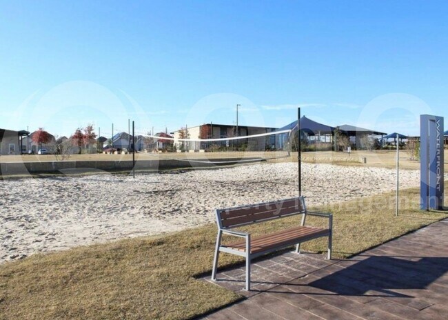 Foto del edificio - 204 Thresher Ln